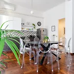 Appartement Amoe - Eleganza E Storia Nel Cuore Di *