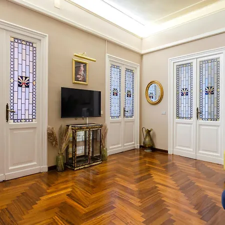 Apartment Amoe - Eleganza E Storia Nel Cuore Di Rome