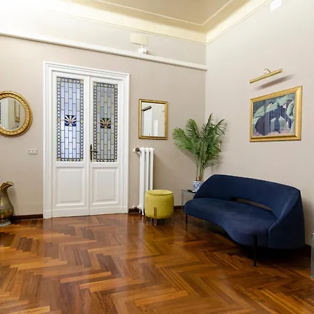 Amoe - Eleganza E Storia Nel Cuore Di Apartamento Roma