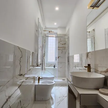 Amoe - Eleganza E Storia Nel Cuore Di Apartment
